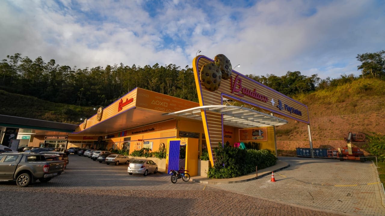 FACHADA BAUDUCCO + PLAYSTATION 3